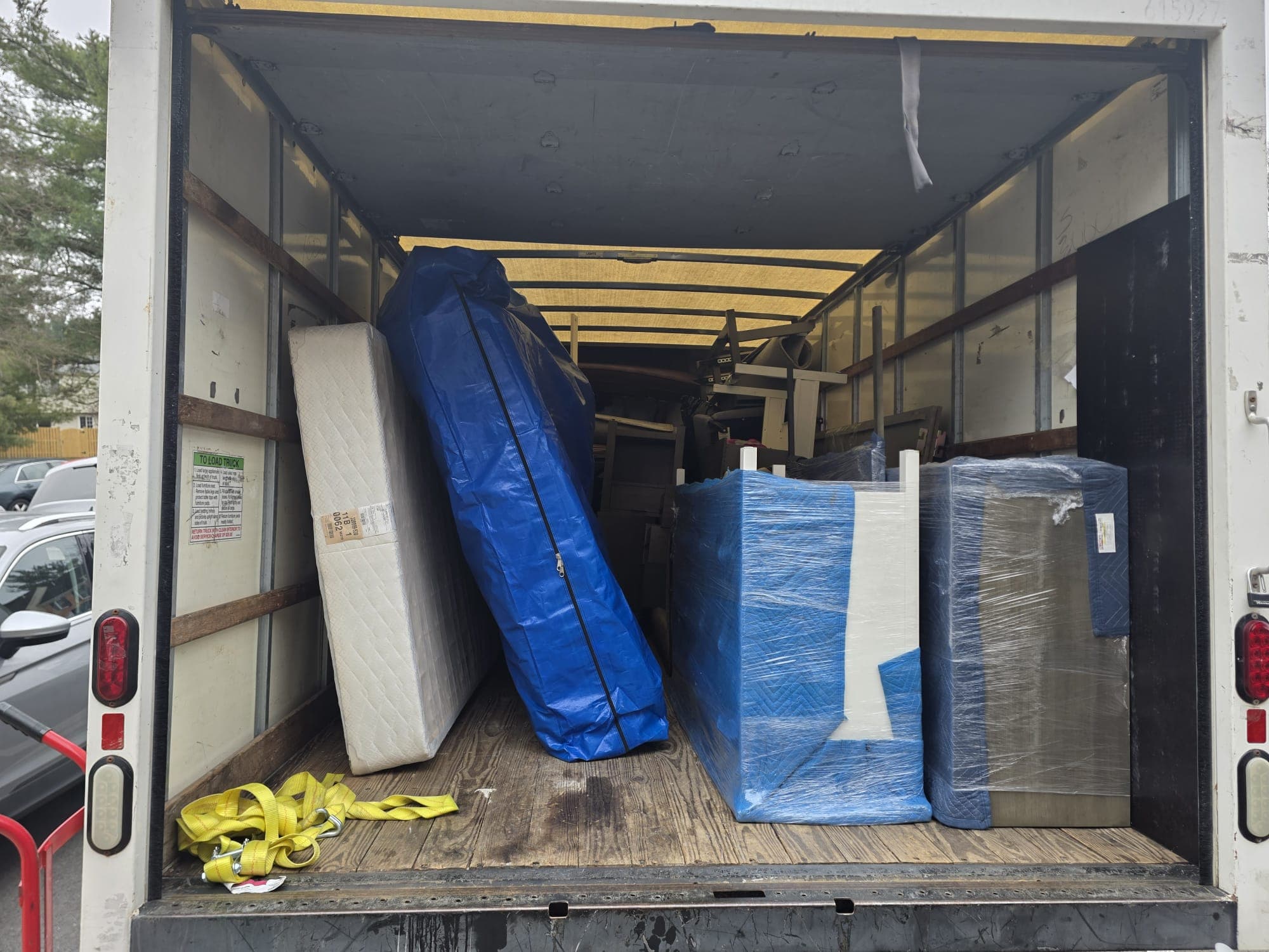 Elvisco Moving