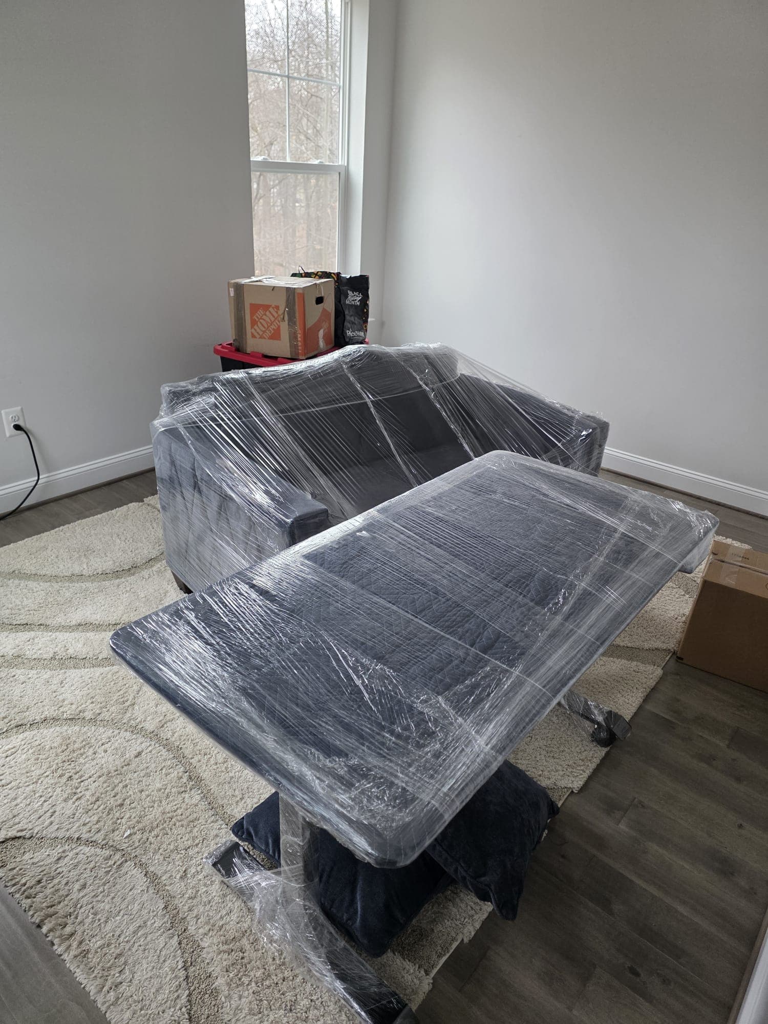 Elvisco Moving